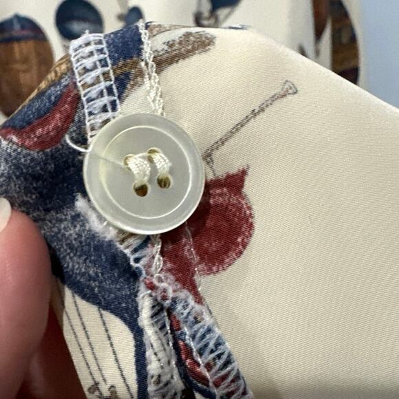 Givenchy En Plus Top Women's Size 22W - Picture 8 of 8